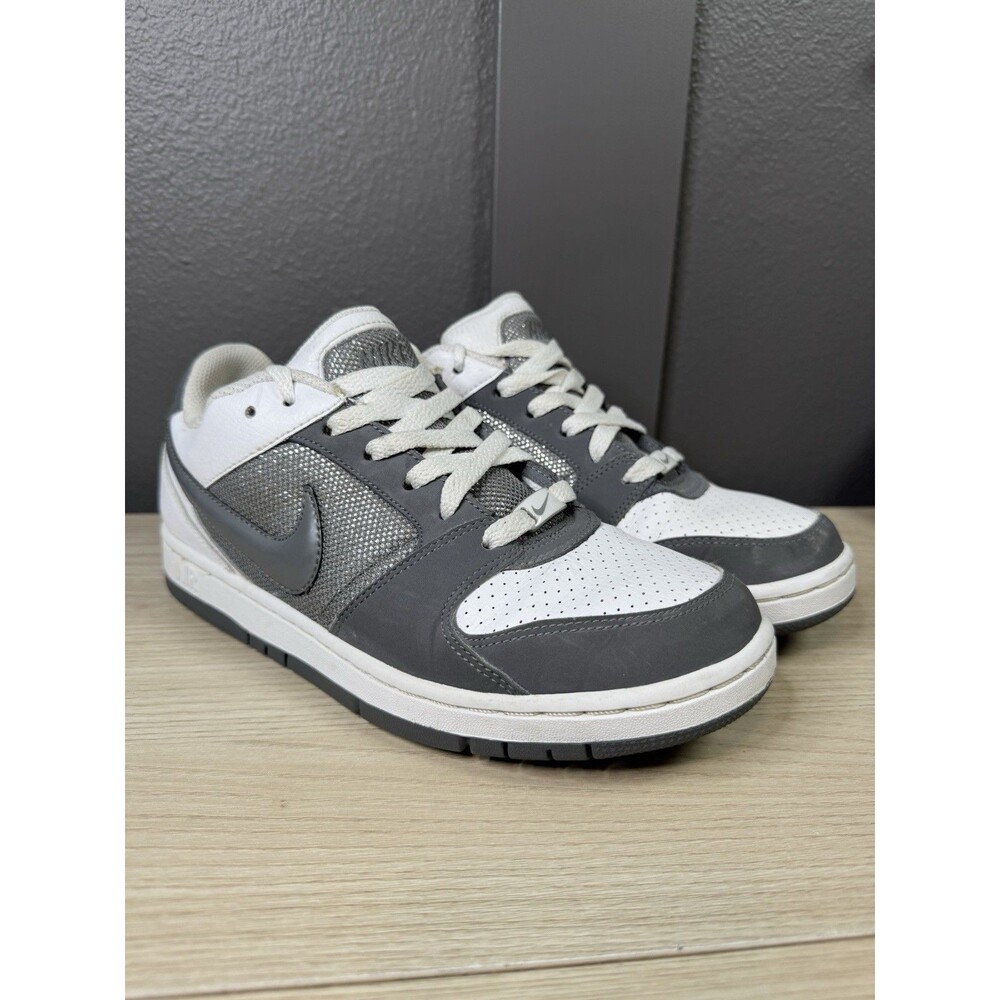 Y2k Nike Air Prestige Womens Shoes Size 8 Gray Glitter Bling Sparkle Athleisure
